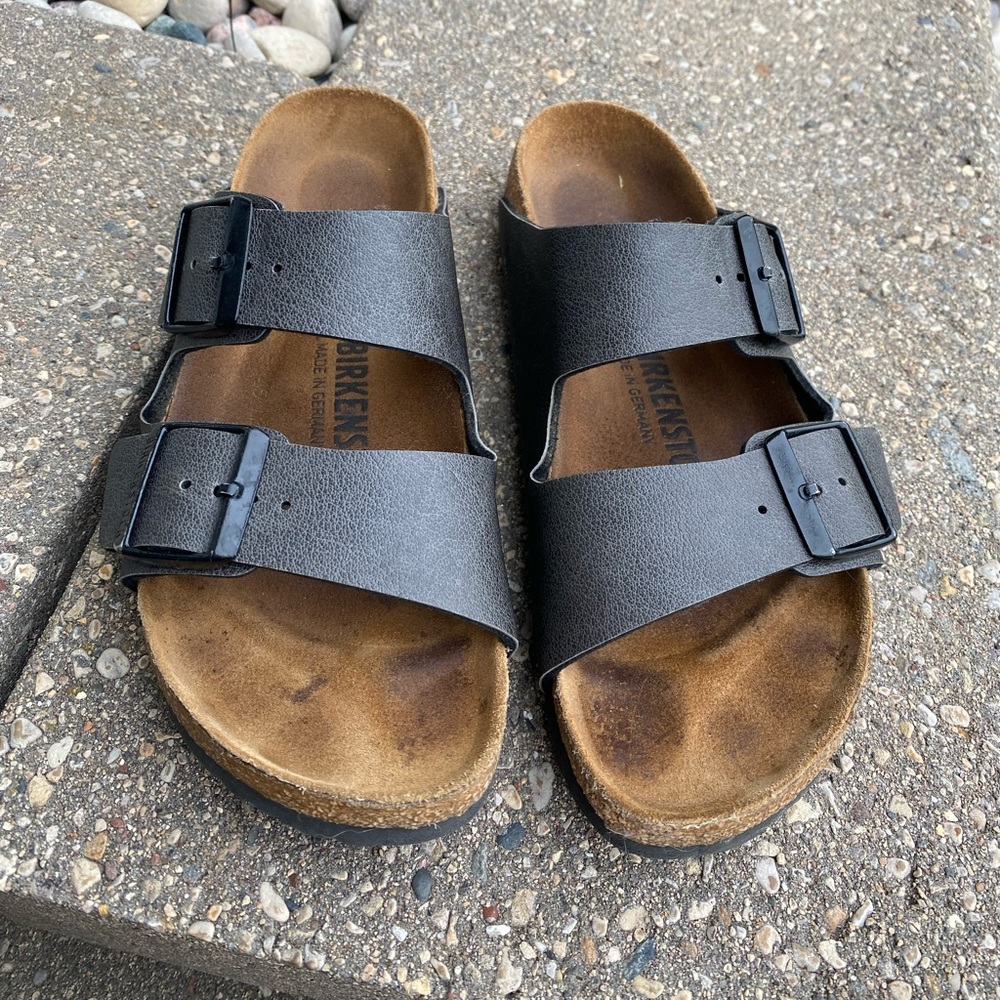 Birkenstocks Charcoal Leather Arizona Sandals - Women’s Size 37 (6.5)
